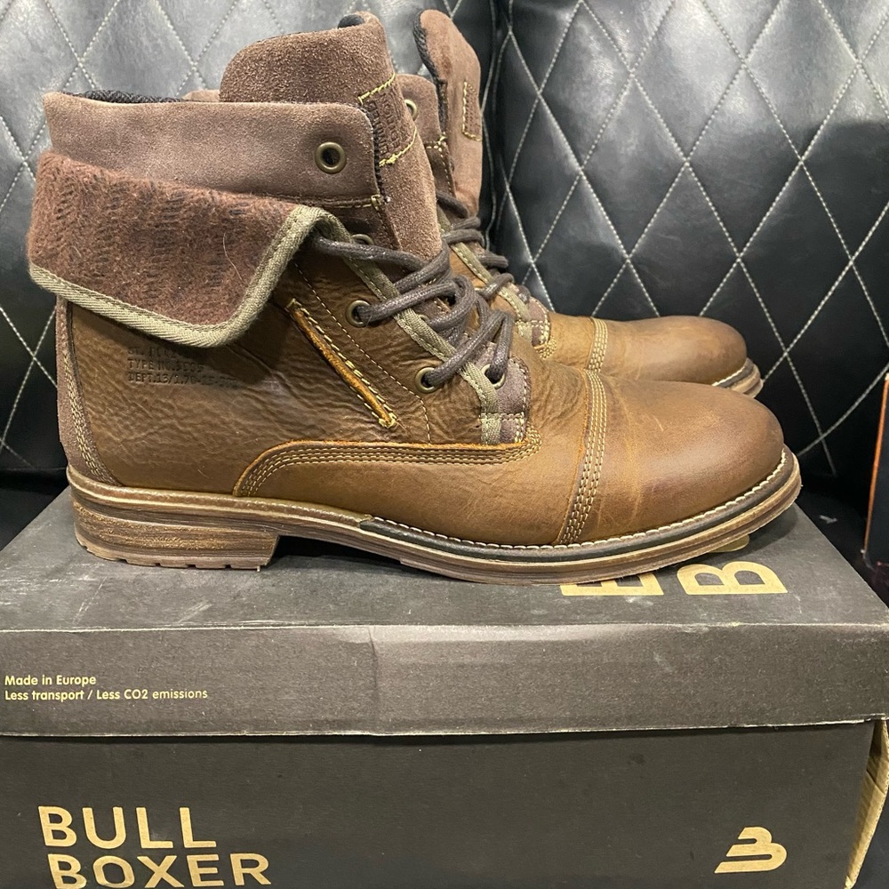 Mens Bull Boxer brown Argus leather lace up boots size 10